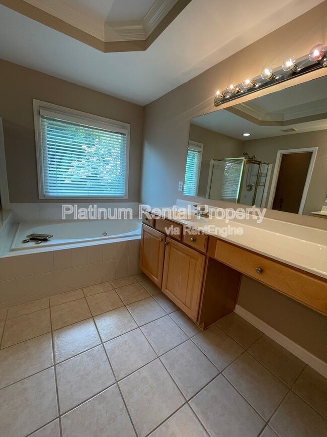 Building Photo - 4916 Durley Ln SE