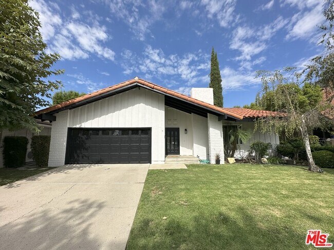 Primary Photo - 1097 Finrod Ct