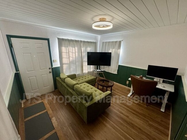 Building Photo - 3107 Del Paso Blvd