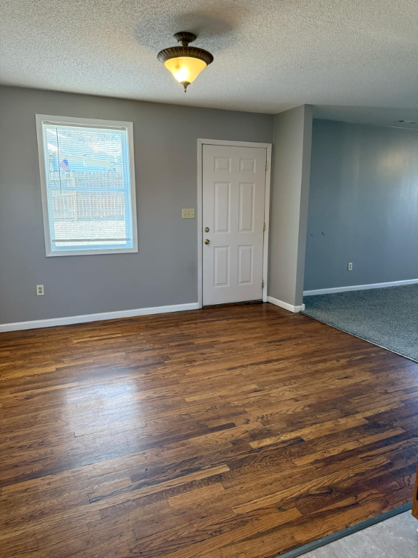 Building Photo - 60 Riley Manor Cir