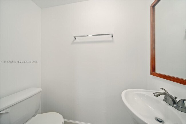 Building Photo - 14907 SW 80th St