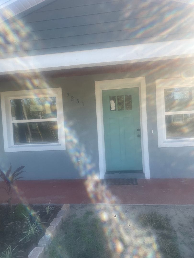 Building Photo - 7251 Willoughby Dr