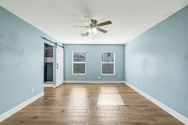 Building Photo - 6310 Macquarie Dr