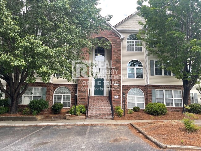 Primary Photo - 2 Bedroom, 2 Bath Condo in Greensboro
