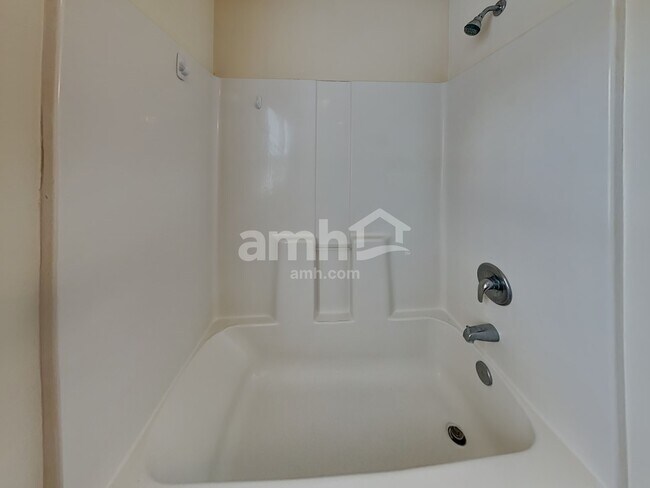 Building Photo - 1236 Saticoy Ct