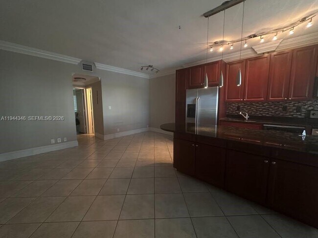 Building Photo - 2895 NE 32nd St