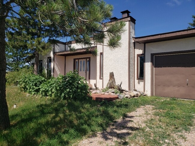 Primary Photo - 1594 Happy Jack Rd