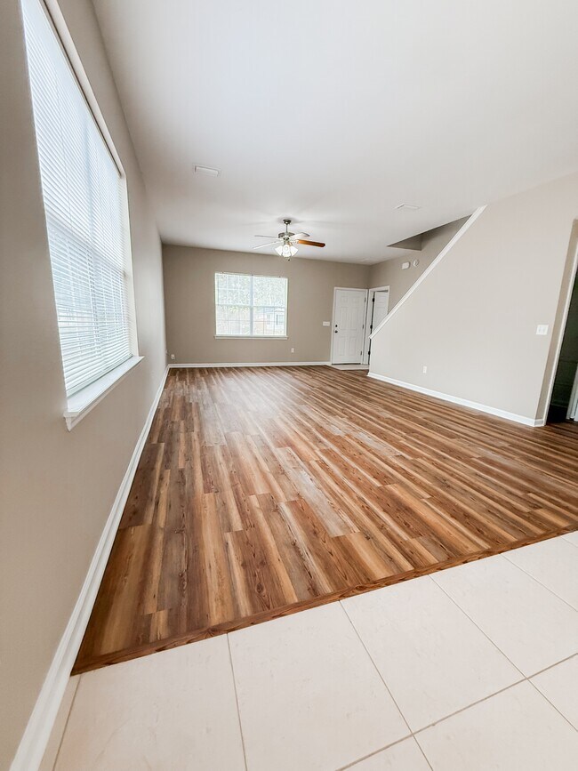 Building Photo - 113 Spokan Trail