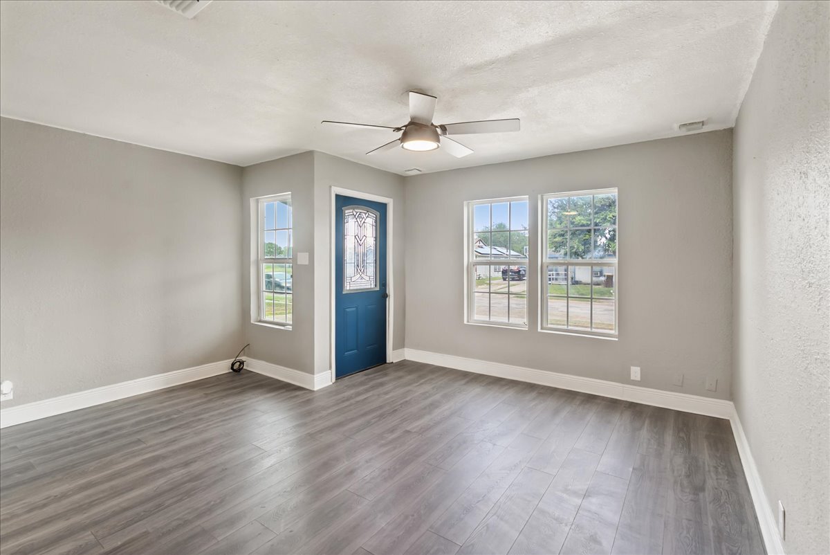 Building Photo - 4513 Green Grove Dr