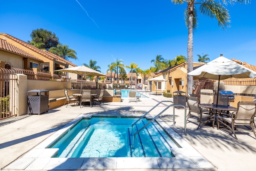 Building Photo - 15273 Maturin Dr