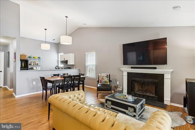 Building Photo - 13348 Neerwinder Pl