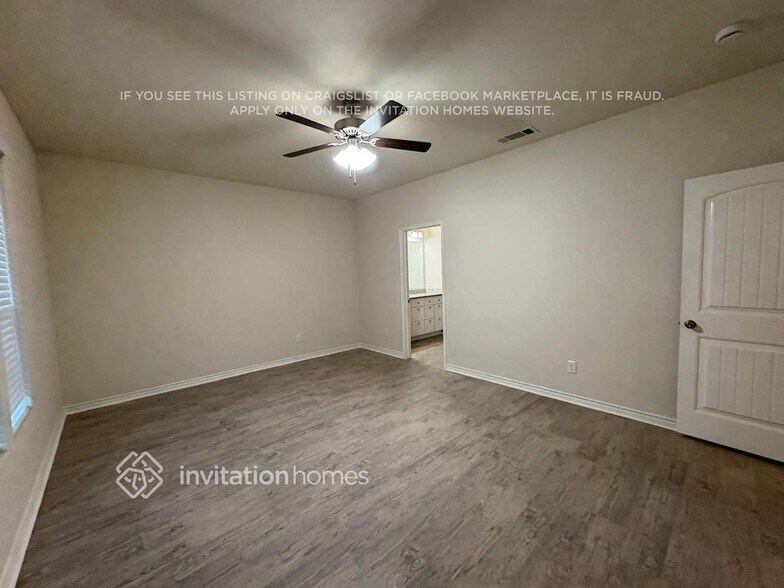 Building Photo - 7710 Ike Ave