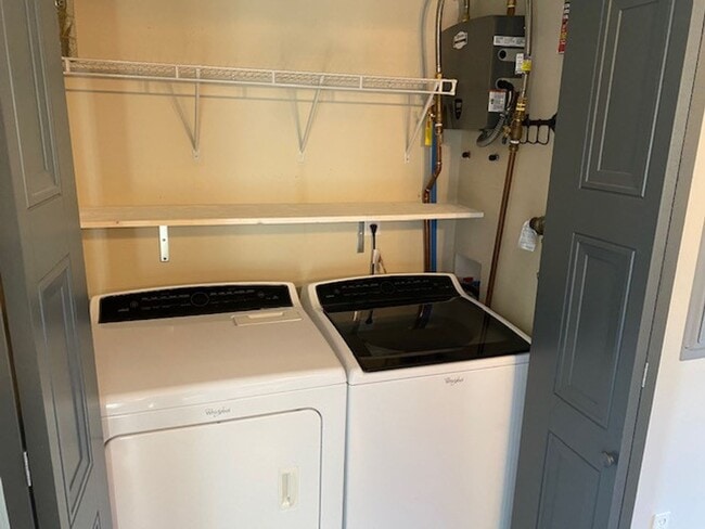 Building Photo - Coming soon! Nice remodeled 2 bedroom dupl...