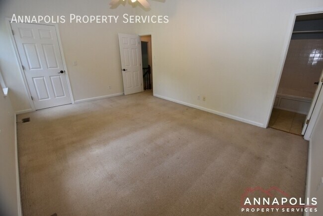Building Photo - 1291 Circle Dr