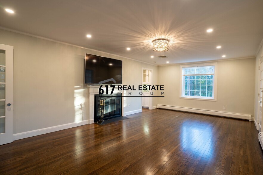 Building Photo - 40 Puddingstone Ln