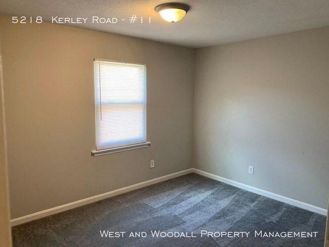 Building Photo - Great Two Bedroom, One Bathroom apartment