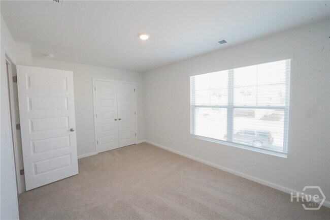Building Photo - 421 Coconut Dr
