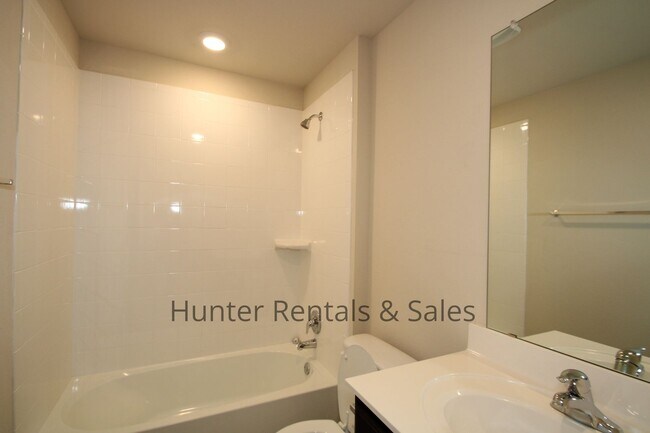 Building Photo - Patriots Ridge