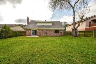 Building Photo - 2110 Whiteback Dr