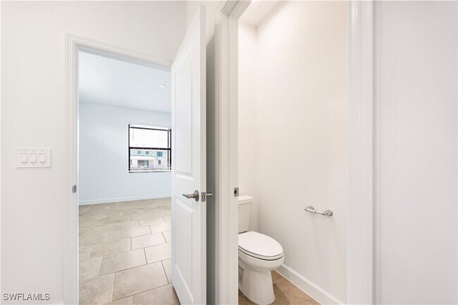 Building Photo - 19597 Hinkley Dr