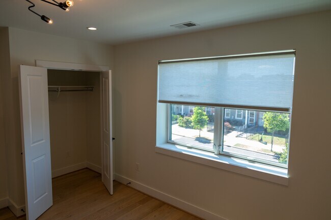 Building Photo - 1631 Montello Ave NE