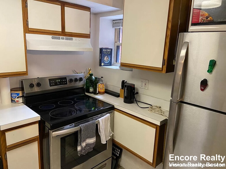 Building Photo - 22 St Cyprians Pl