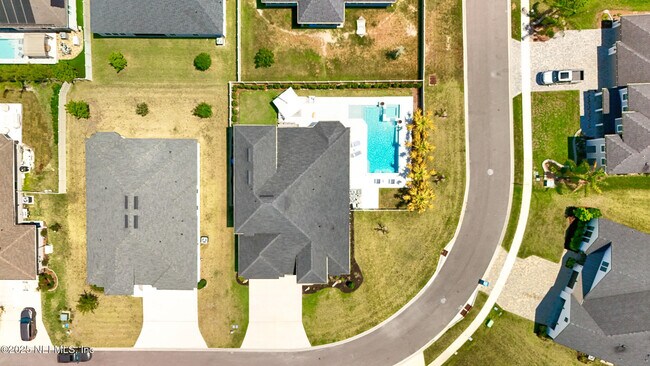 Building Photo - 318 Windwalker Dr