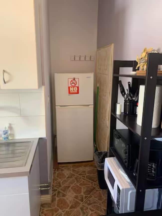 Building Photo - 1045 N Hazard Ave