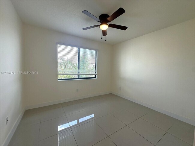 Building Photo - 4713 NW 84th Ct