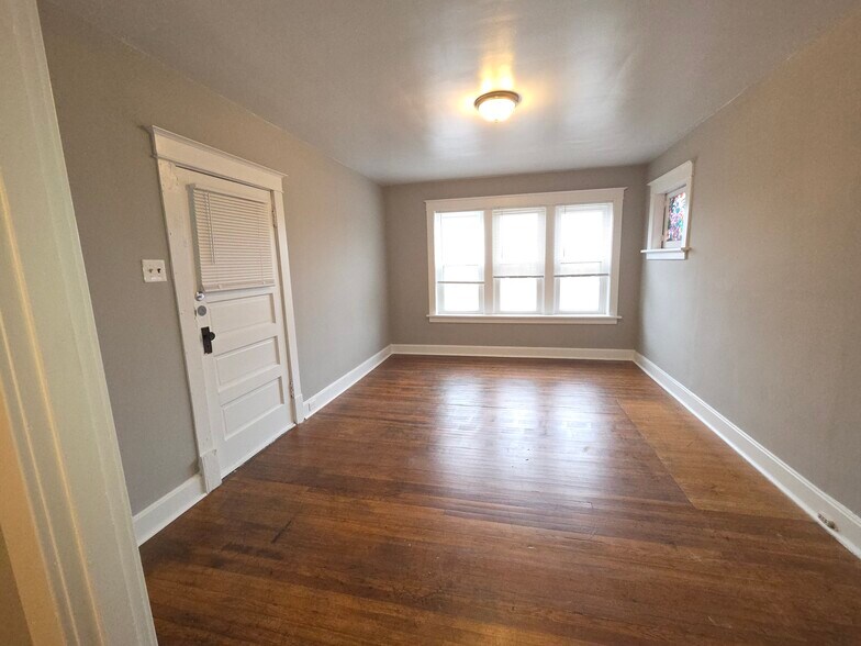 Building Photo - 3650 Neosho St