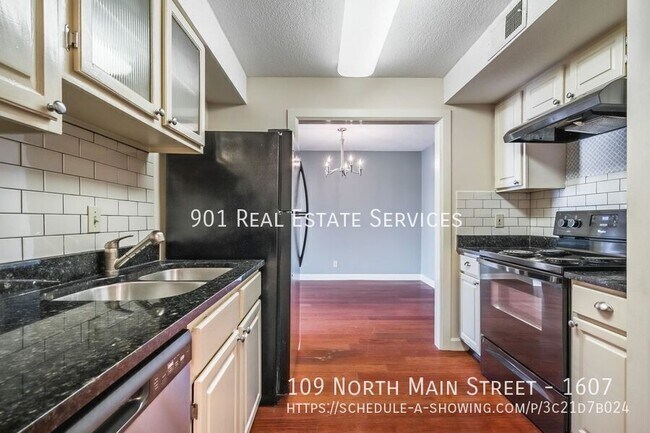 Building Photo - 109 N Main St