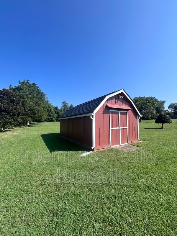 Building Photo - 5311 W Emory Rd