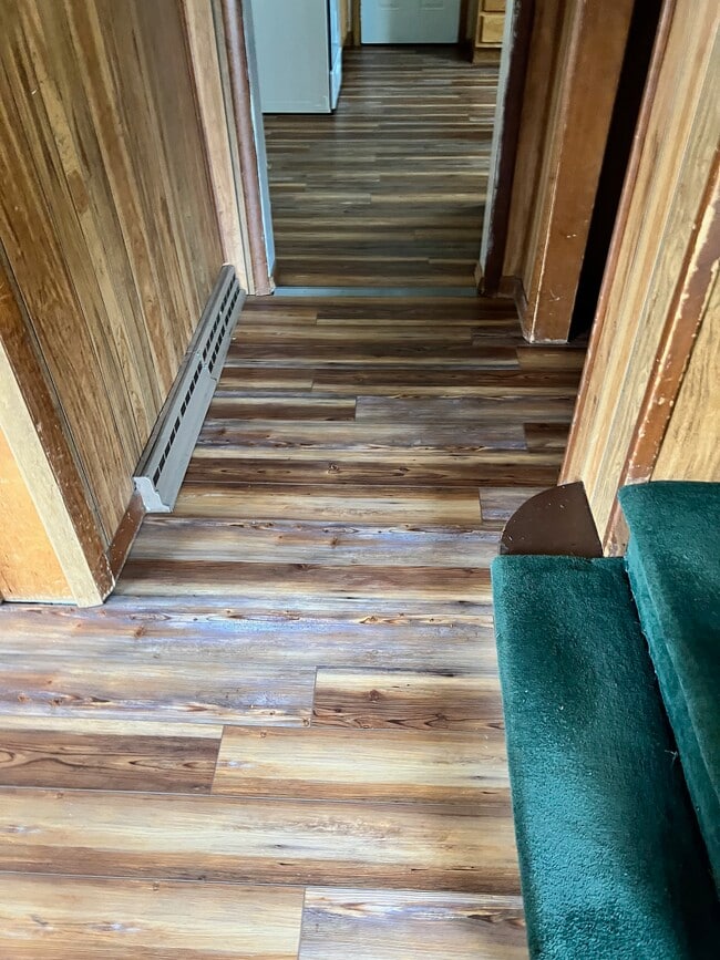 Building Photo - 612 Grant Ave