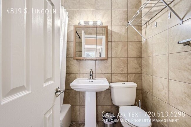 Building Photo - 4819 S. Lincoln-