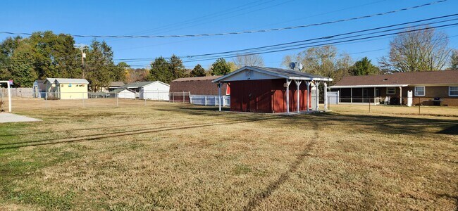 Backyard 2 - 7706 Berkshire Blvd