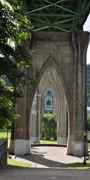 Building Photo - 7112 N Richmond Ave