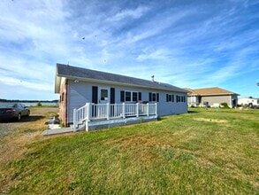 Building Photo - 22931 Steele Dr
