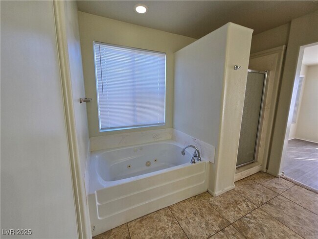 Building Photo - 1003 Dover Glen Dr