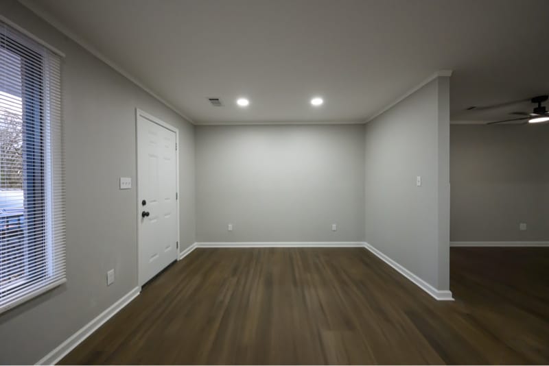 Building Photo - 195 E Charles St