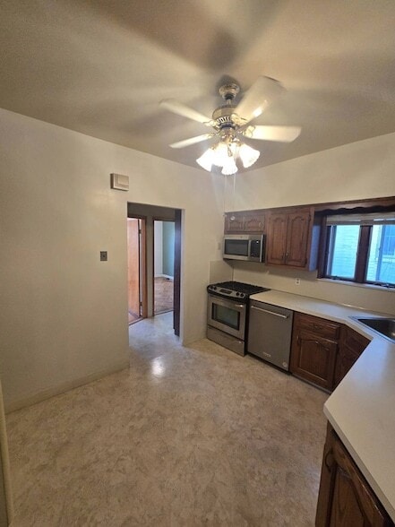 Building Photo - 21-43 45th Street Unit 1