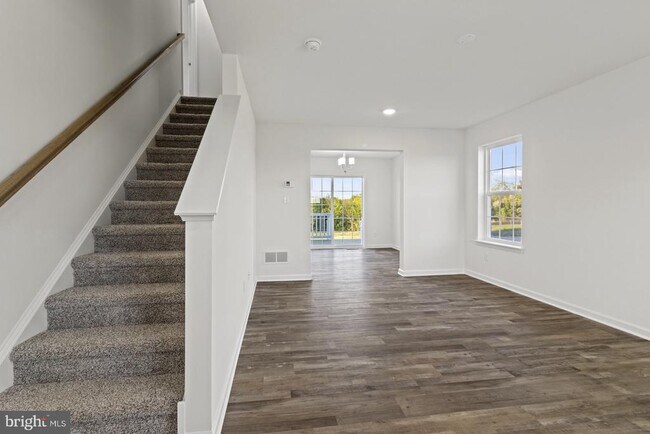 Building Photo - 260 Doylestown