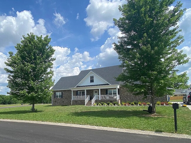 Building Photo - 248 Bluegrass Dr