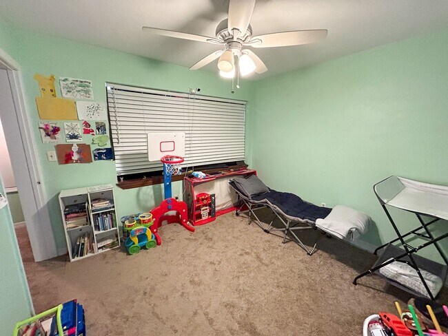 Building Photo - Cresap Arms #430 - Pet-Friendly!