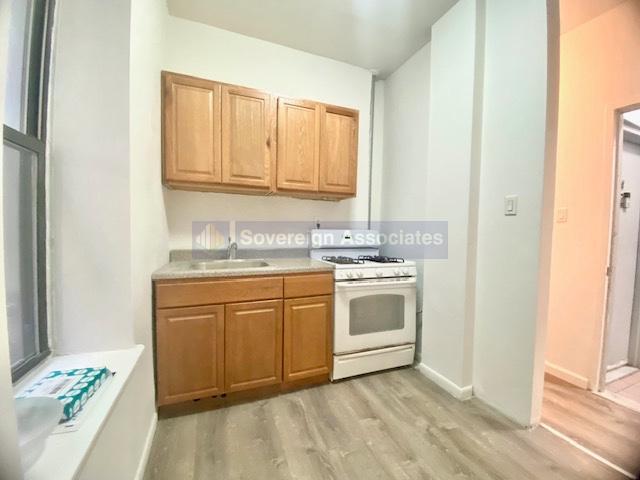 Building Photo - 504 W 139th St