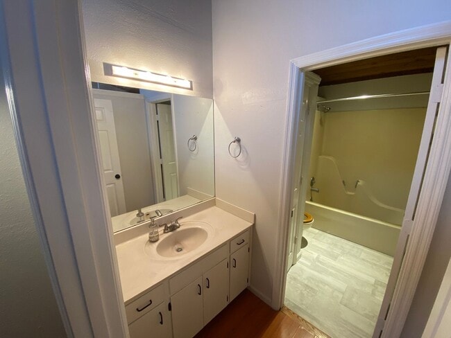 Building Photo - Charming 1BR Home with Loft & Vaulted Ceilings – Fresh Updates & Off-Street Parking!