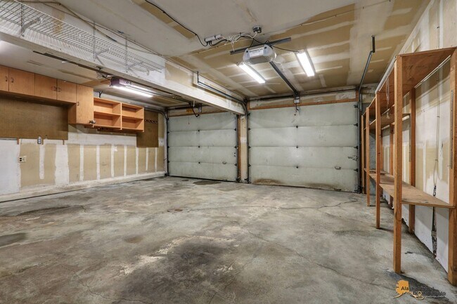 Building Photo - 4701 Grumman St