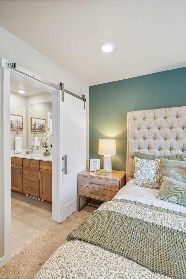 Building Photo - 3 Bed | 3.5 Bathroom | 1626 Sq Ft | $3,450