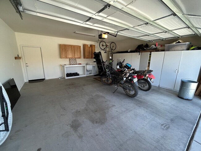 Building Photo - 26864 W Piute Ave