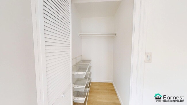 Building Photo - Charming 3BR/2BA Home in Prime Los Angeles...
