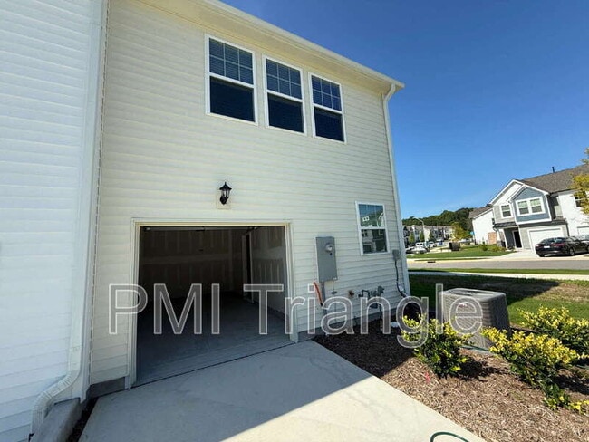 Building Photo - 6401 Granite Quarry Dr